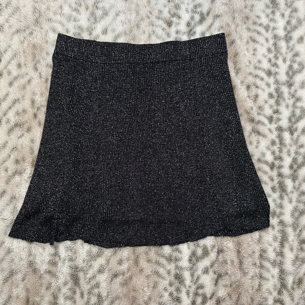 Xhilaration skirt women elastic waist silver/black